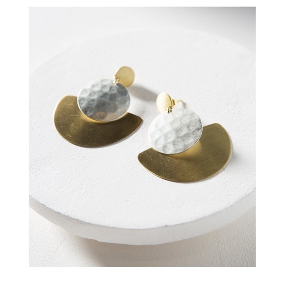 Earnings - Picture 3 of 4